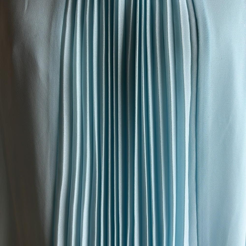 BCBG light blue pleated trapeze aline mini dress - Picture 4 of 10